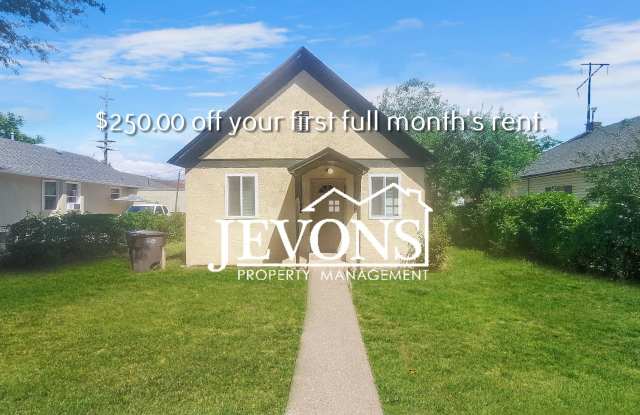 Coming soon! Available dates are subject to change without notice; please make sure you have toured the unit before applying. photos photos