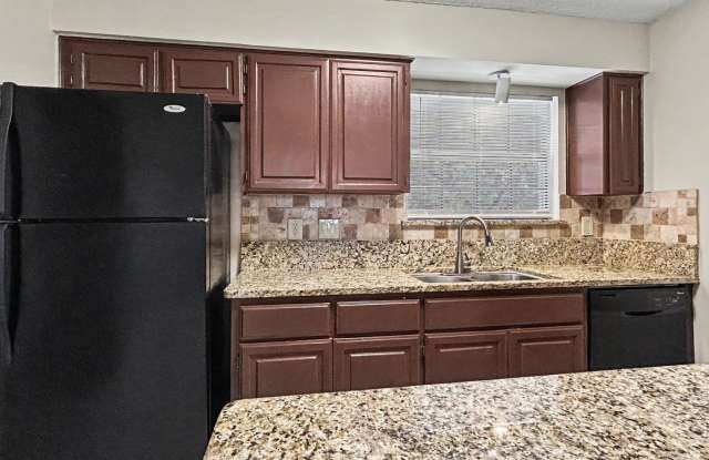 Charming 2BR Condo with Vaulted Ceilings, Fireplace & Pool Access photos photos