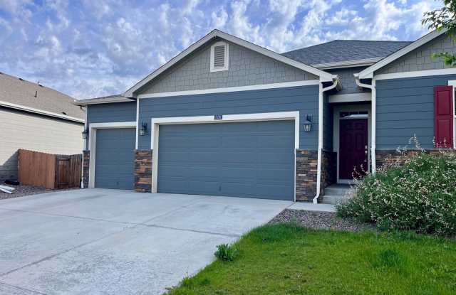 3 Bed 2 Bath House in Windsor! photos photos