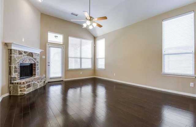 1504 Cedarbird Drive Gallery 4