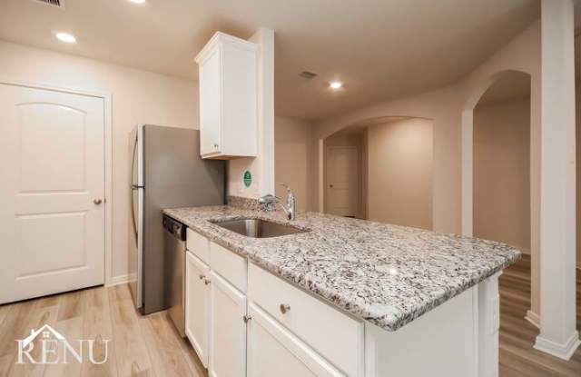 10446 Sweetwater Creek Drive Gallery 4