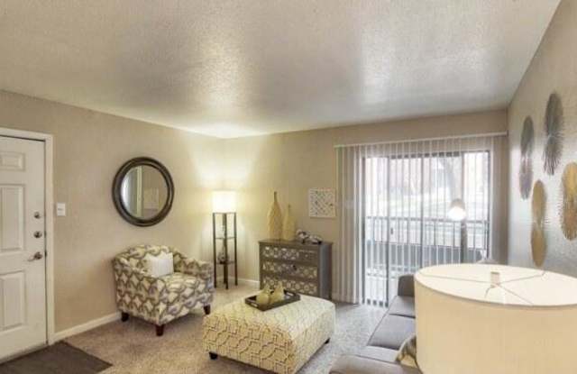 2282 Ridgepoint Dr Gallery 3
