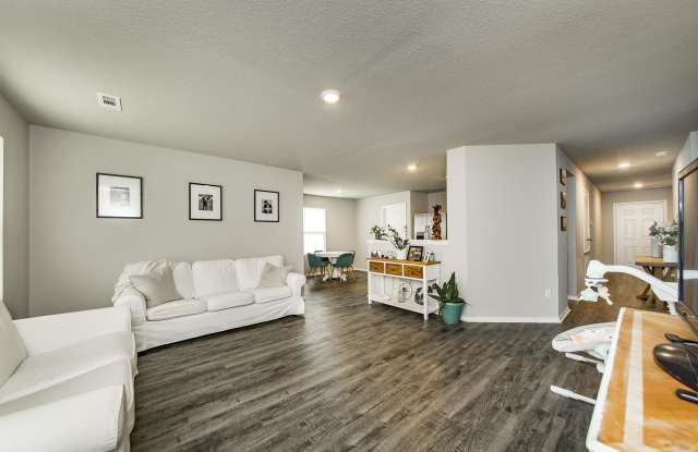 53 Dunnaway Drive Gallery 3