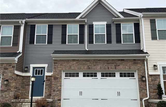 224 Cranesbill Drive photos photos