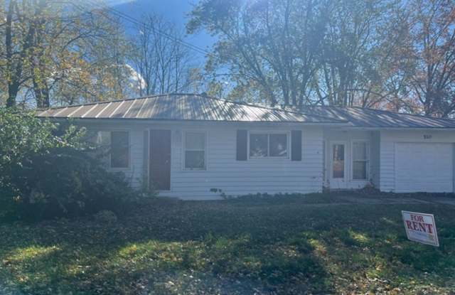 Nice 2 Bed 1 Bath House In Ashland! photos photos