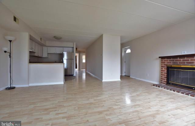 216 W CHESTER PIKE - 216 West Chester Pike, Ridley Park, PA 19078