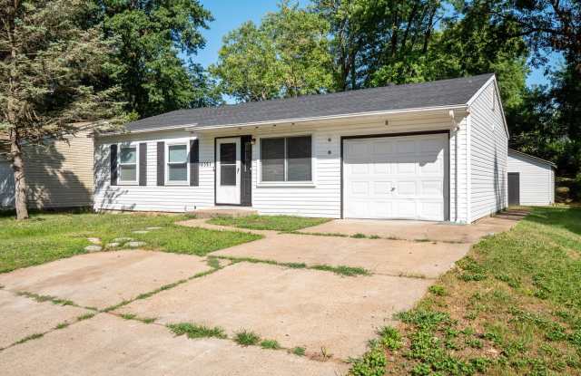 An Affordable Spanish Lake Single-Family Home for Rent! - 12321 Santa Maria Drive, Spanish Lake, MO 63138