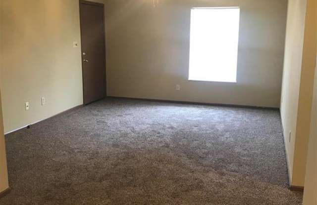 2292 Highland Hill Gallery 2