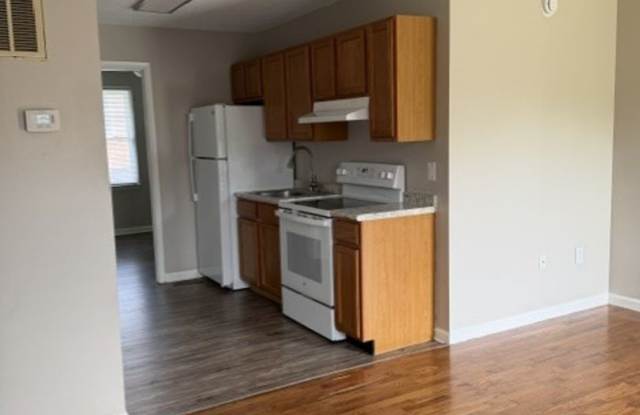 Maple Ridge 1 Bedroom Gallery 4