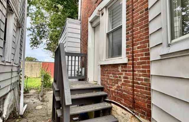 423 Pusey Avenue Gallery 3
