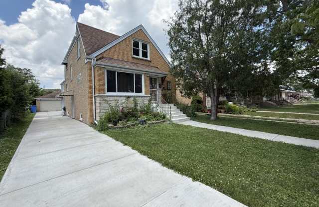 3030 N Oleander Ave photos photos