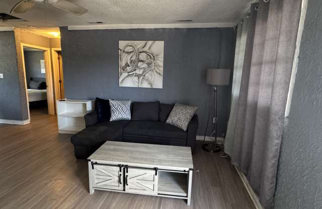 612 31st Avenue South 201 - 201 Gallery 4