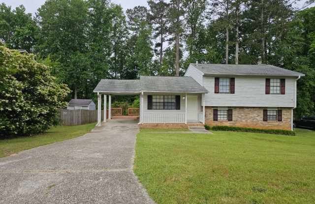 4-bedroom, 2-bathroom rental home in Rex, GA photos photos