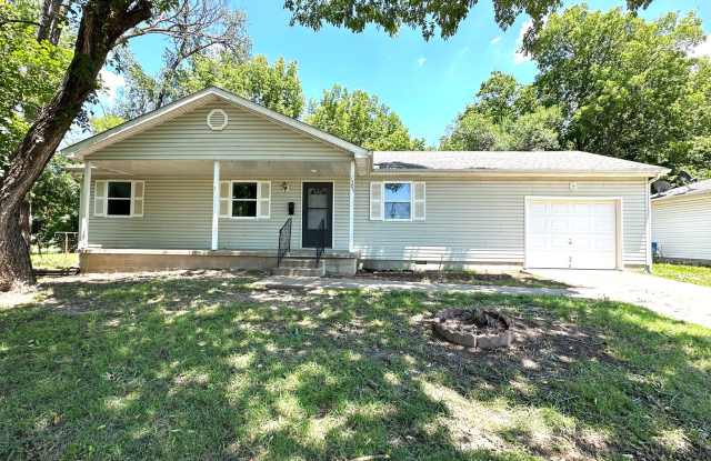 For Lease: 3 Bed, 2 Bath Central Joplin-$1200 photos photos