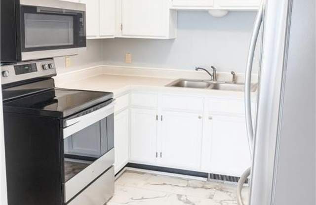 9 Heights Road NE - 9 Heights Road Northeast, St. Michael, MN 55376