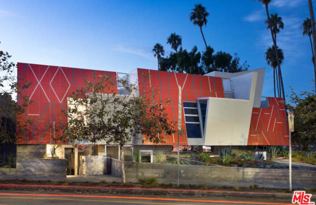 715 VENICE Boulevard Gallery 4