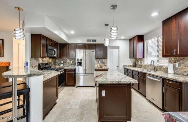 2022 E WAHALLA Lane photos photos