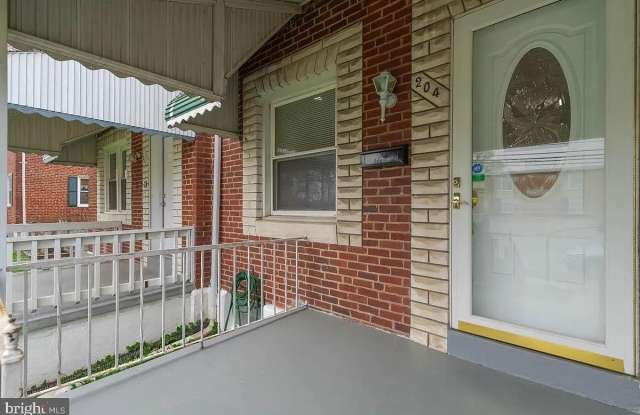 204 KINGSTON Gallery 3