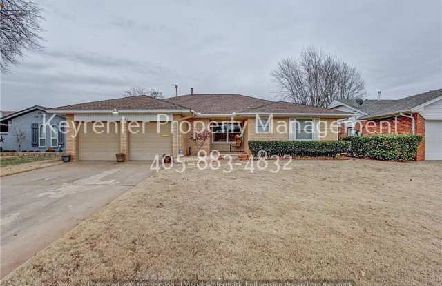 Welcome to 3632 Sunvalley Dr in Midwest City! photos photos