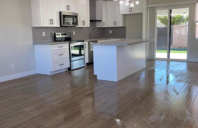 8731 E FAIRMOUNT Avenue photos photos
