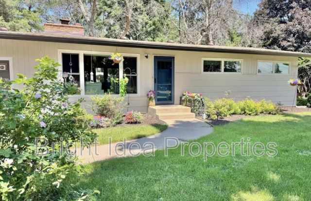 896 Hadley Lane North Gallery 2
