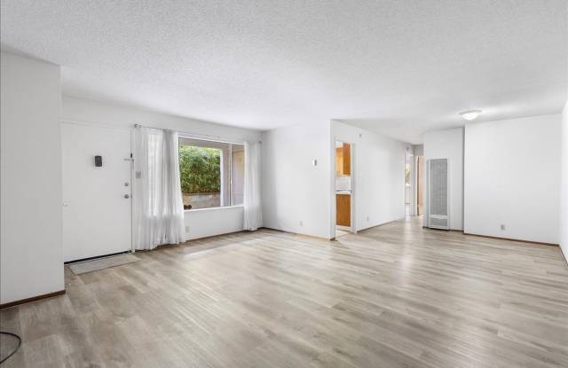 3061 Kansas St. #1 - 2 bedroom | 1 bath | Lower unit photos photos