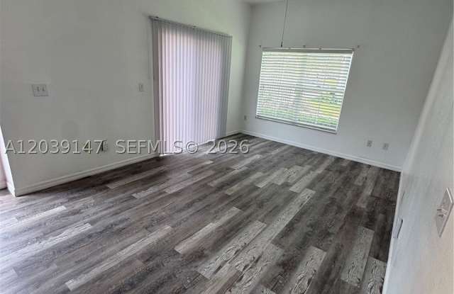 4006 Santa Maria Dr Gallery 2