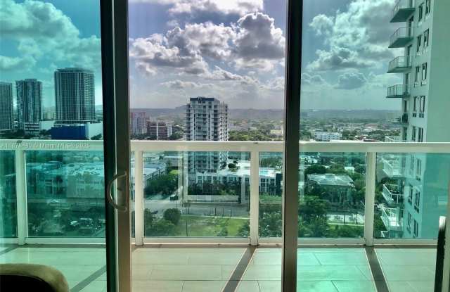 1800 N Bayshore Dr photos photos