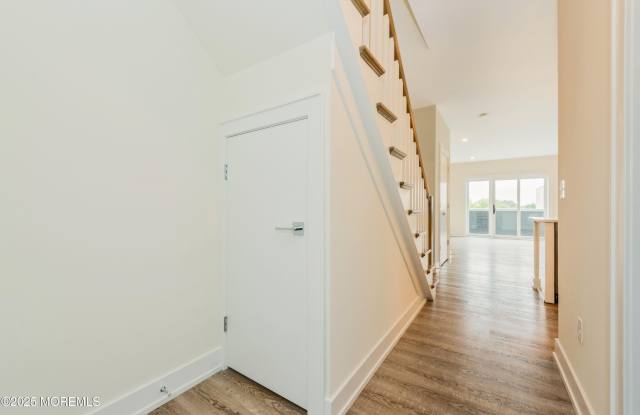 700 Bangs Avenue unit: 408 photos photos