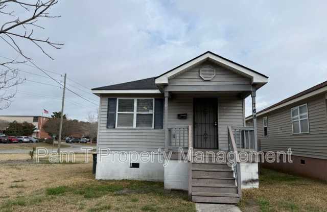 768 Wolf St photos photos