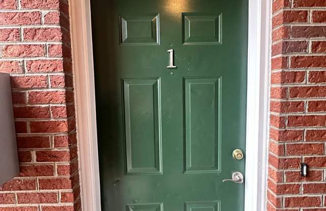 Where Luxury & Convenience Coexist In the Heart of Blacksburg Gallery 3