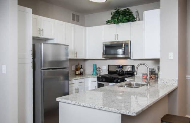 Woodlake Apartments photos photos
