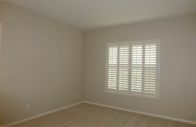 23549 Abercorn Ln Gallery 2