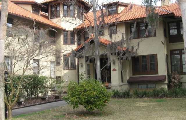 212 ST JOHNS Avenue - 212 Saint Johns Avenue, Green Cove Springs, FL 32043