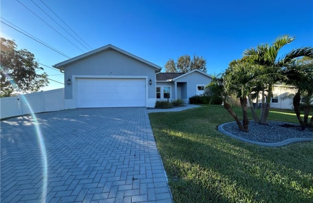 732 El Dorado Parkway E - 732 El Dorado Parkway East, Cape Coral, FL 33904