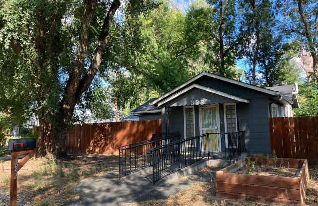 2 Bedroom Ranch Available Now! Gallery 1