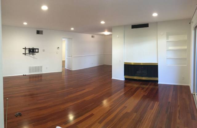 31515 Lindero Canyon Road Gallery 3