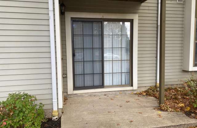 101 ARDEN COURT Gallery 2
