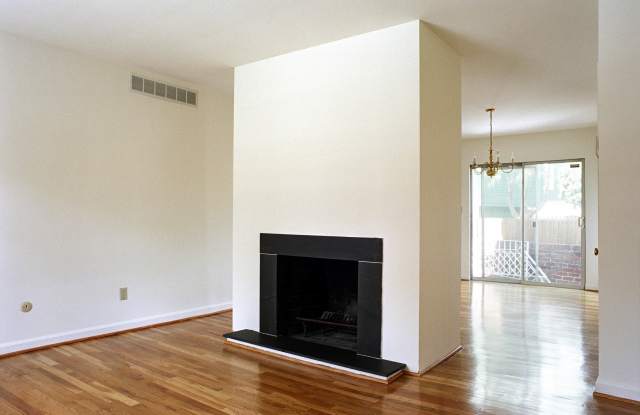 6413 Howe St photos photos