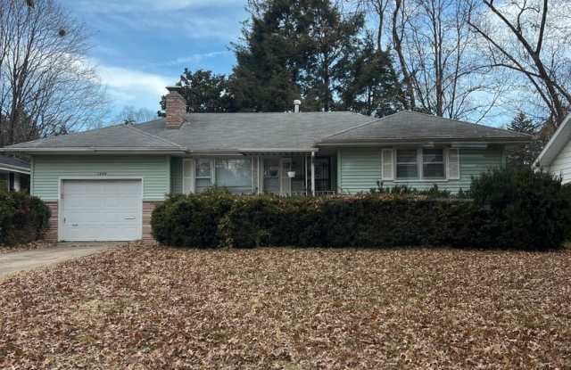 Cute house for rent - 1245 East Cozy Street, Springfield, MO 65804