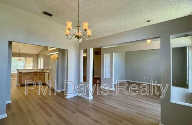 9092 Camshire Dr Gallery 3
