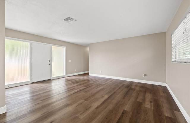 800 PASADENA AVENUE S Gallery 2