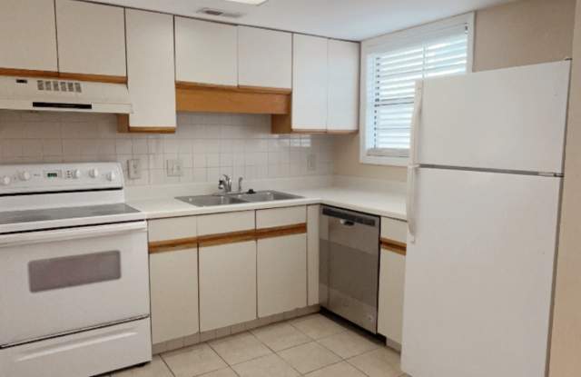 6703 Jefferson Pl Apt F4 Gallery 4