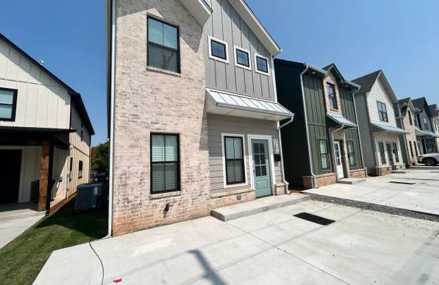 Brand New Duplexes Downtown Edmond photos photos