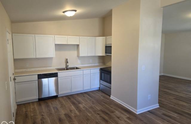 10329 Milford Court Gallery 4
