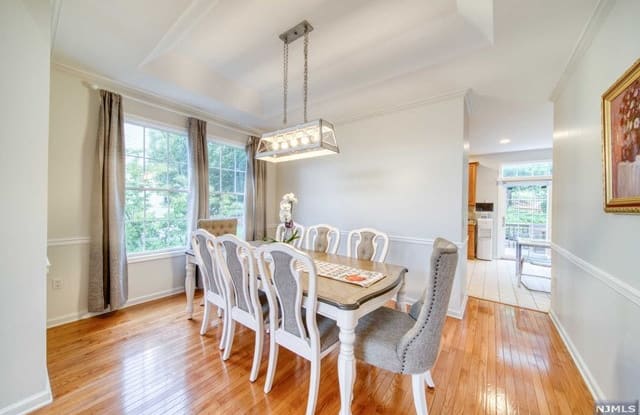19 Skyview Drive - 19 Sky View Drive, North Haledon, NJ 07508