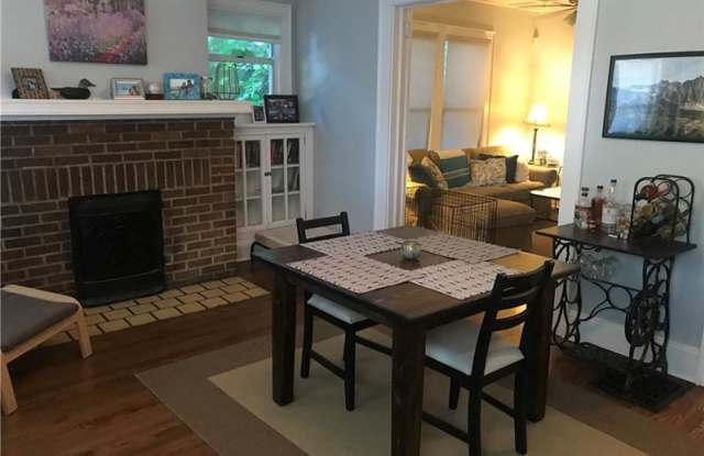499 Winton Terrace NE Gallery 2