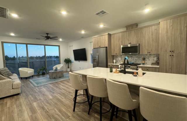 2-Bedroom  2-Bathroom Townhome in Clovis, California photos photos