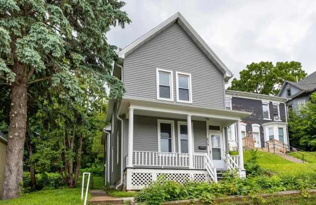 639 Caledonia Place photos photos