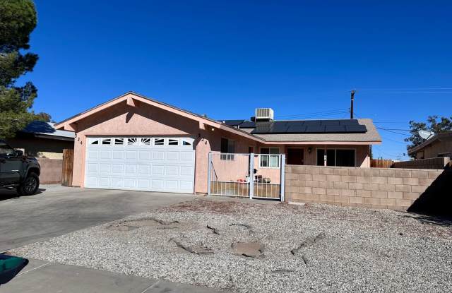 Private Room for Rent - 324 West Ward Avenue, Ridgecrest, CA 93555